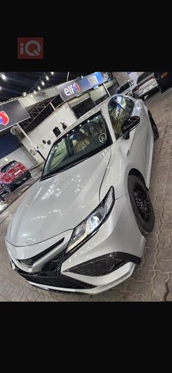 تۆیۆتا کامری